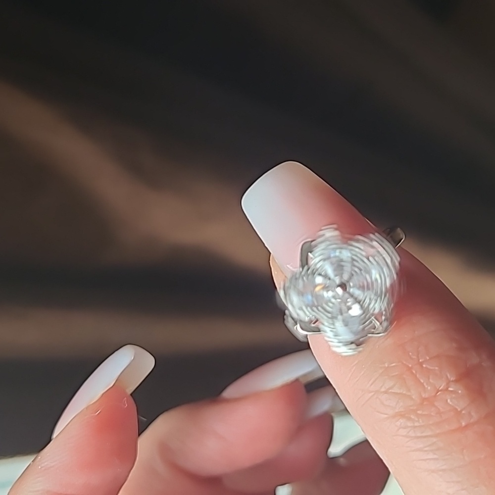 Fidget Spinner Queen Ring